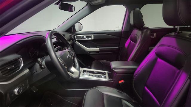 used 2022 Ford Explorer car