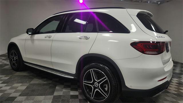 used 2022 Mercedes-Benz GLC 300 car