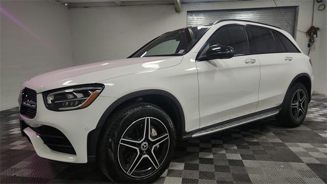 used 2022 Mercedes-Benz GLC 300 car