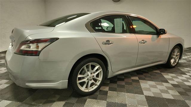 used 2014 Nissan Maxima car