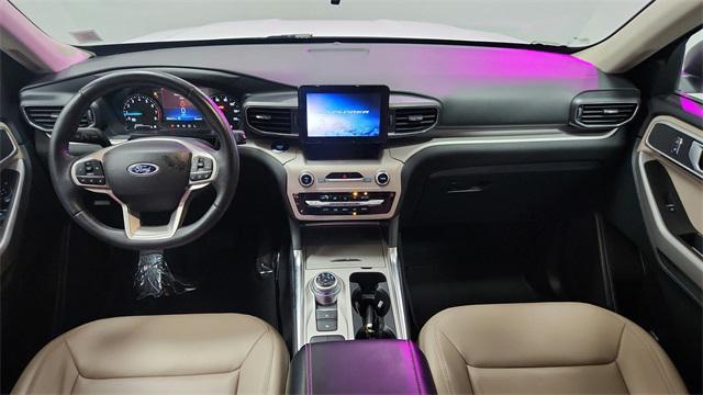 used 2024 Ford Explorer car