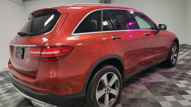 used 2019 Mercedes-Benz GLC 300 car