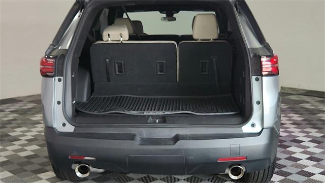 used 2023 Chevrolet Traverse car