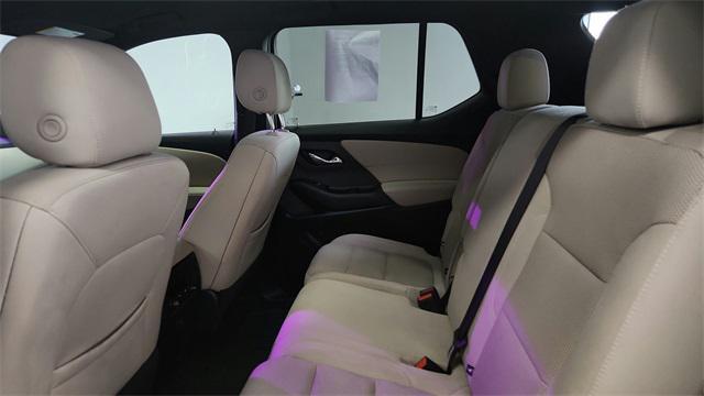 used 2023 Chevrolet Traverse car