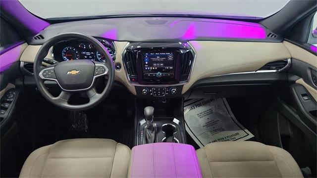 used 2023 Chevrolet Traverse car