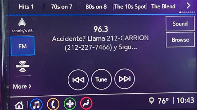 used 2023 Chevrolet Traverse car