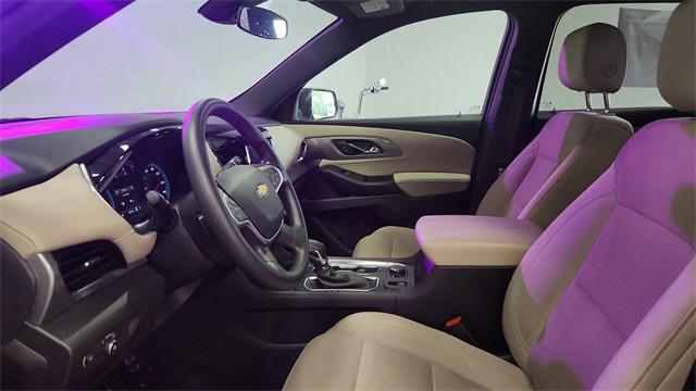 used 2023 Chevrolet Traverse car