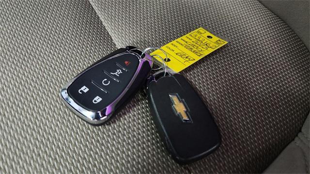 used 2023 Chevrolet Traverse car