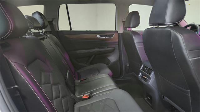 used 2024 Volkswagen Atlas car