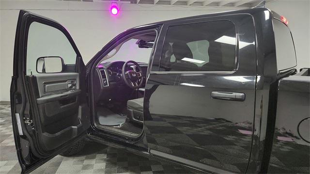 used 2022 Ram 1500 Classic car, priced at $25,888