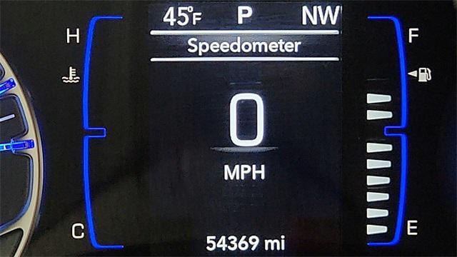 used 2023 Chrysler Voyager car