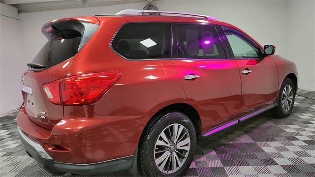 used 2017 Nissan Pathfinder car