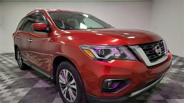 used 2017 Nissan Pathfinder car