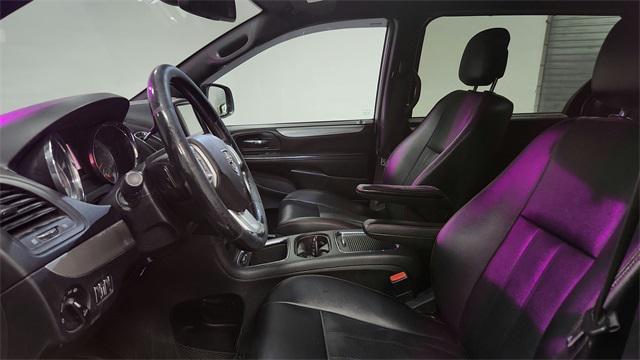 used 2019 Dodge Grand Caravan car