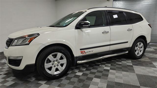 used 2013 Chevrolet Traverse car, priced at $9,995