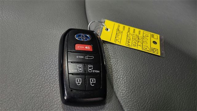 used 2024 Toyota Sienna car