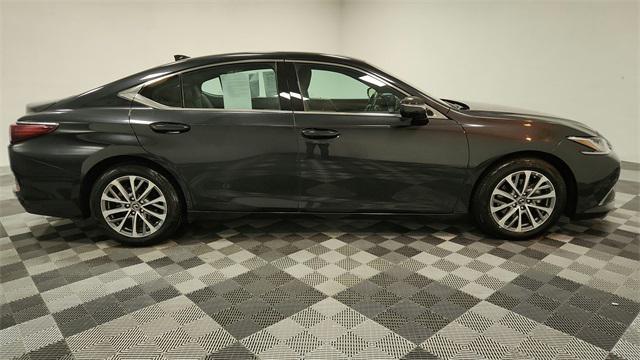 used 2022 Lexus ES 350 car, priced at $33,888