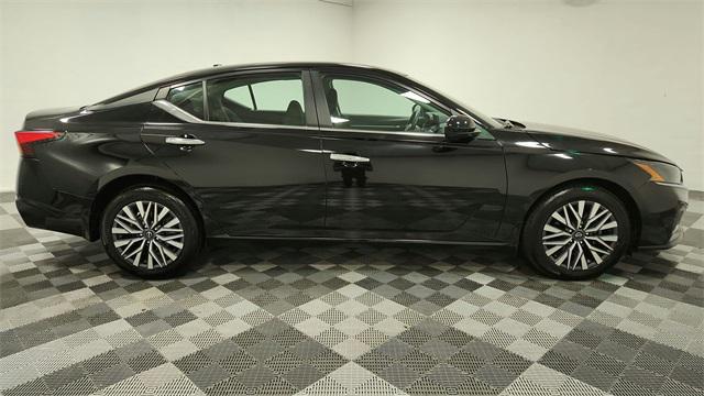 used 2023 Nissan Altima car