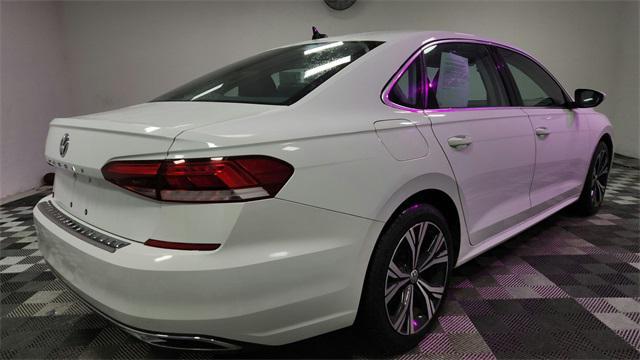 used 2022 Volkswagen Passat car