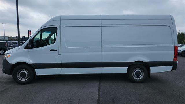 used 2023 Mercedes-Benz Sprinter 2500 car