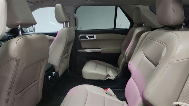 used 2022 Ford Explorer car