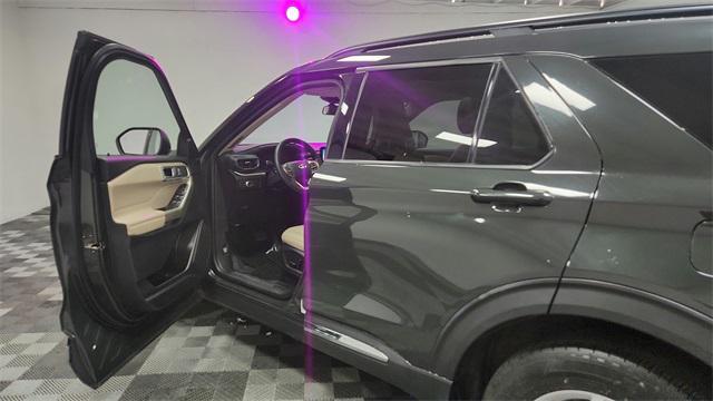 used 2022 Ford Explorer car