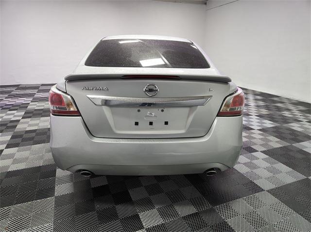 used 2015 Nissan Altima car