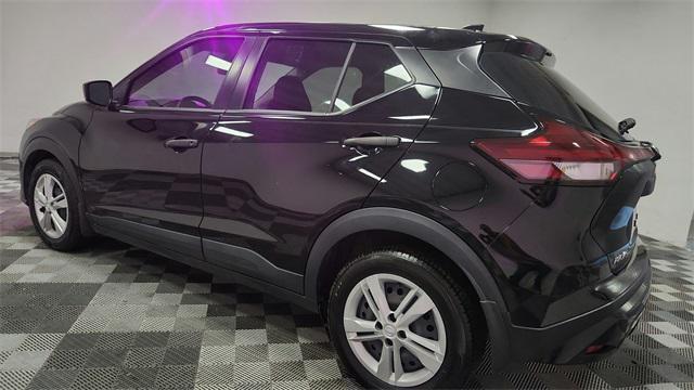 used 2023 Nissan Kicks car