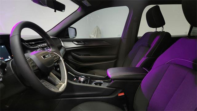 used 2025 Jeep Grand Cherokee L car, priced at $39,888