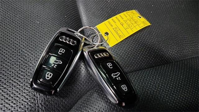 used 2021 Audi Q7 car