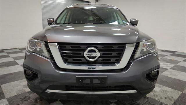 used 2017 Nissan Pathfinder car