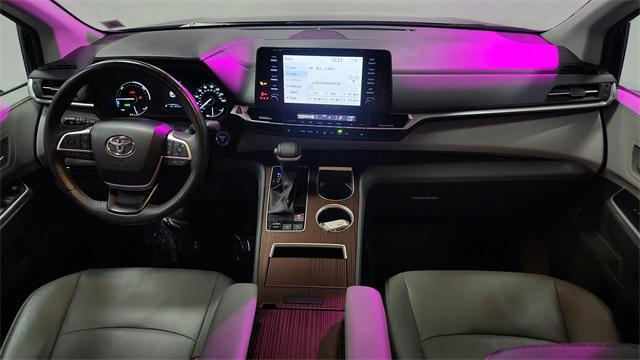 used 2024 Toyota Sienna car