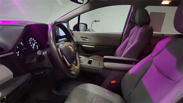 used 2024 Toyota Sienna car