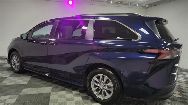 used 2024 Toyota Sienna car