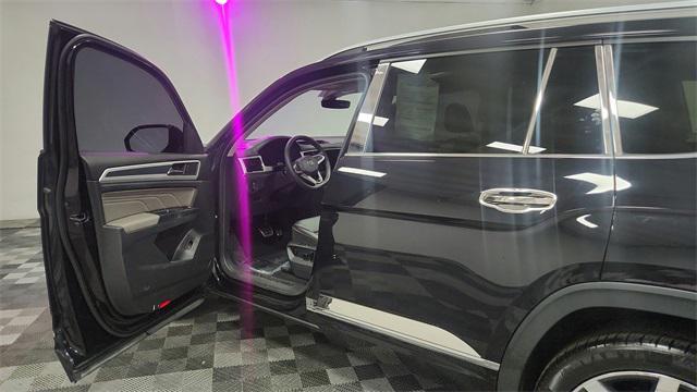 used 2021 Volkswagen Atlas car, priced at $18,995
