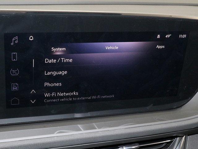 new 2025 Buick Envista car, priced at $26,680