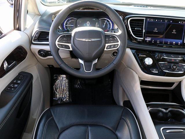 used 2023 Chrysler Pacifica Hybrid car, priced at $33,675