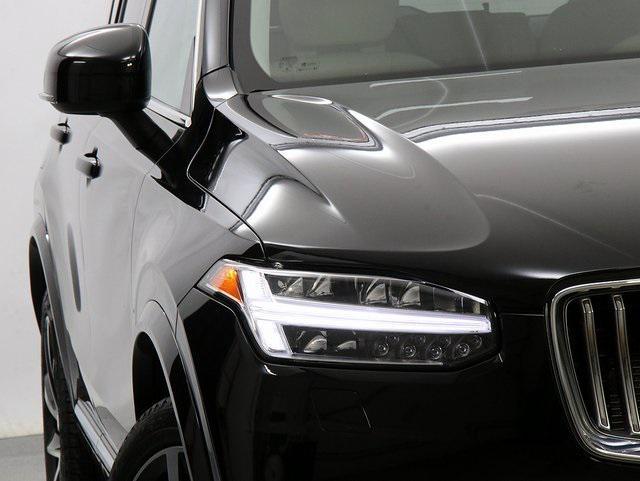 used 2022 Volvo XC90 Recharge Plug-In Hybrid car, priced at $37,975