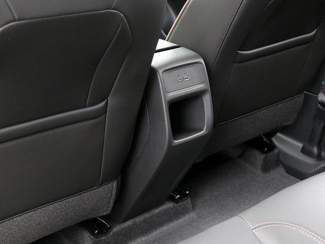 new 2025 Buick Envista car, priced at $30,985