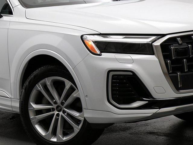 used 2025 Audi Q7 car, priced at $54,675