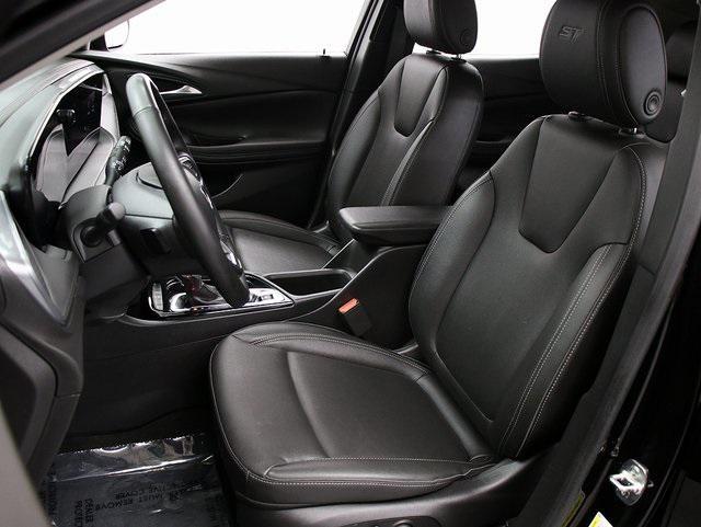 used 2024 Buick Encore GX car, priced at $26,975