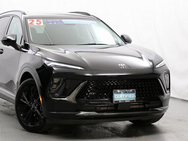 used 2025 Buick Envision car, priced at $33,875