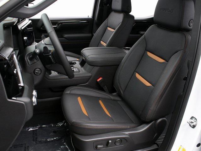 new 2025 GMC Sierra 1500 car, priced at $67,100