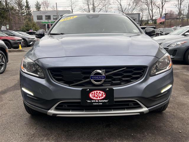 used 2018 Volvo V60 Cross Country car