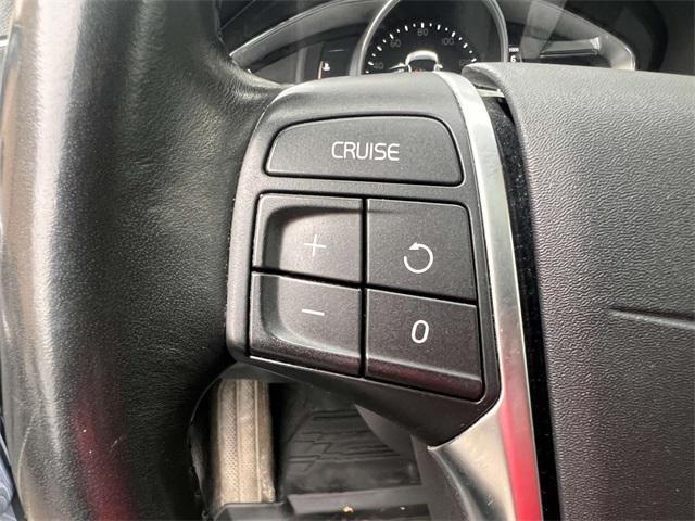 used 2018 Volvo V60 Cross Country car