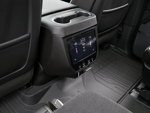 new 2025 GMC Yukon car, priced at $100,634