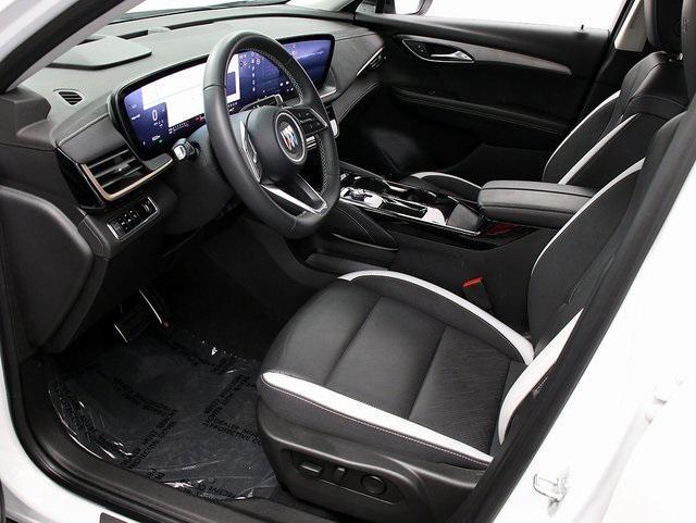 used 2025 Buick Envision car, priced at $33,875