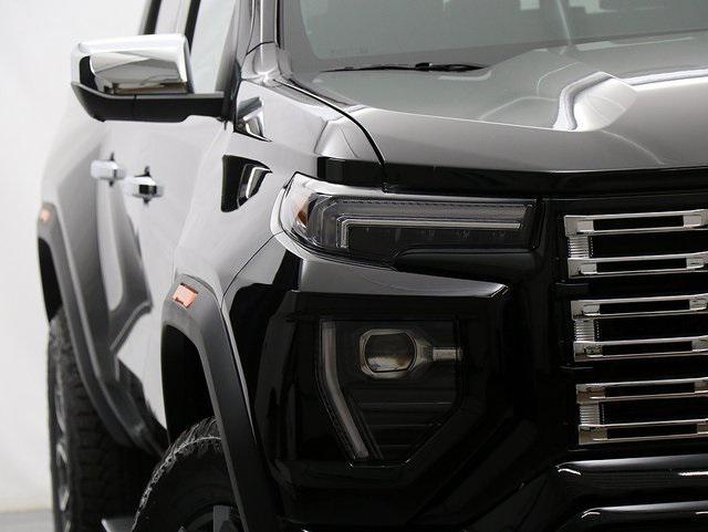 new 2025 GMC Canyon car, priced at $54,162