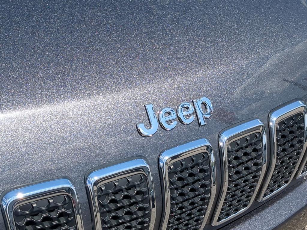 used 2019 Jeep Cherokee car, priced at $20,499