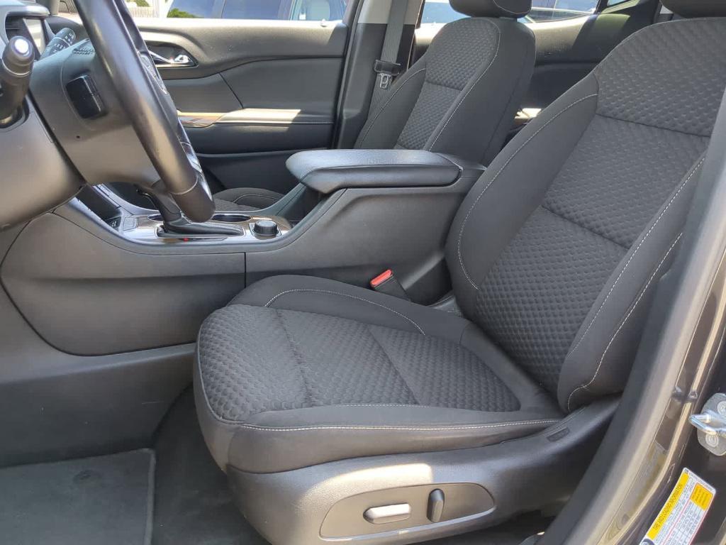 used 2018 GMC Acadia car, priced at $19,589
